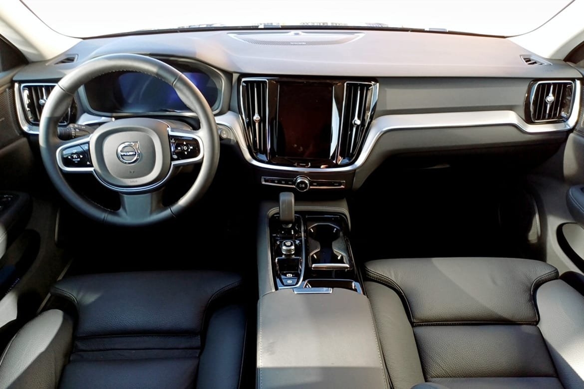 Volvo V60 T6 Plus Dark Nordic Edition 2026, bild 4/9