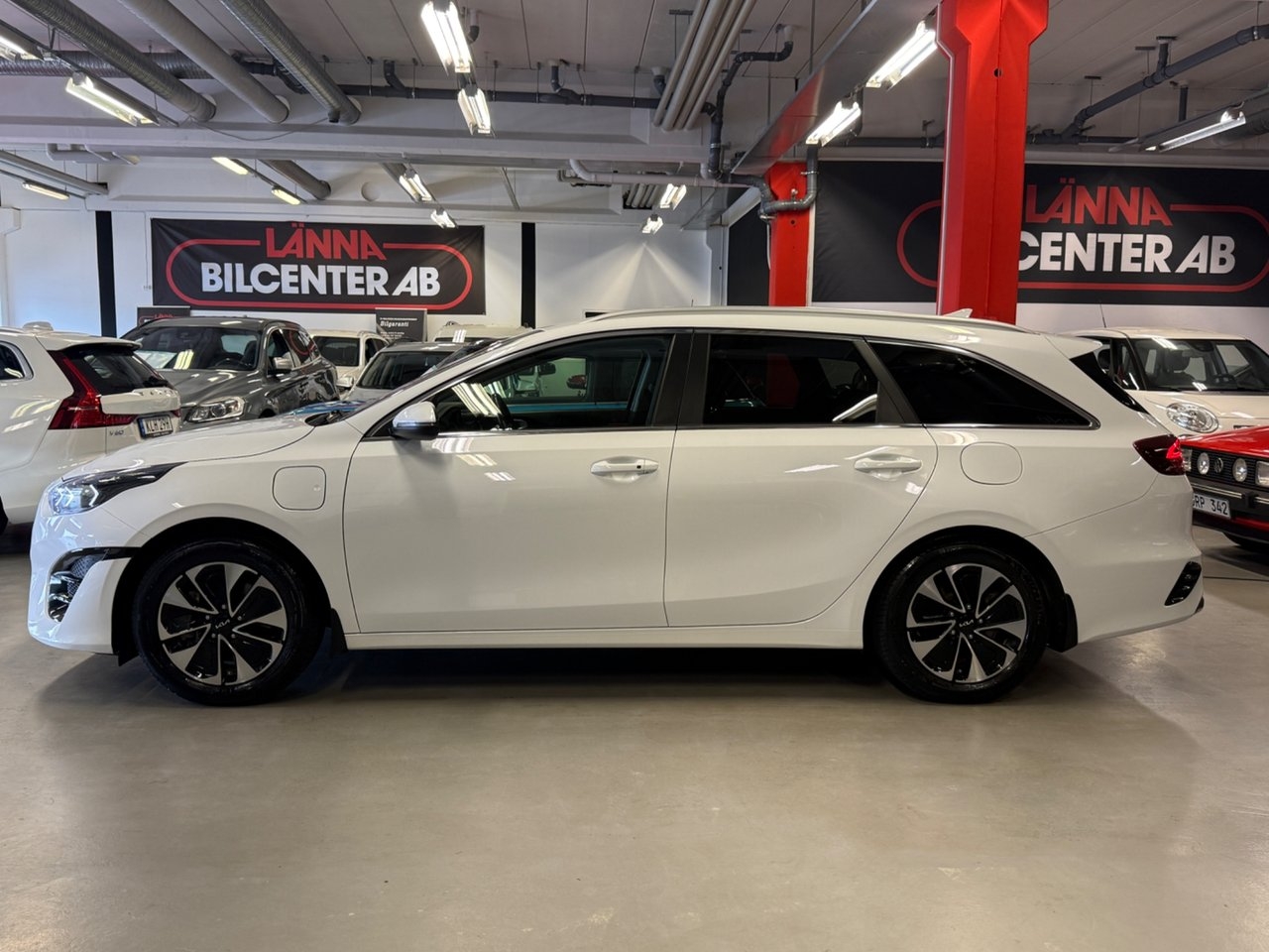 Kia Ceed Plug-in Hybrid Advance 1ÄG 2024, photo 3/26