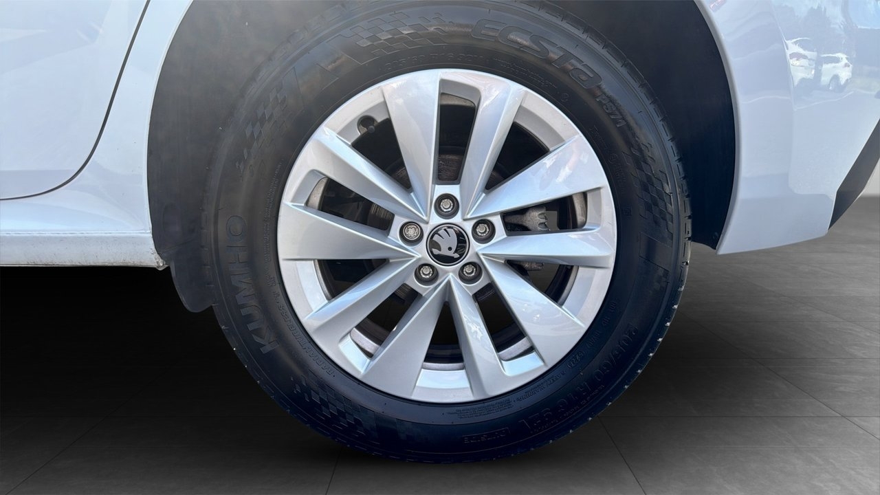 Skoda Kamiq SELECTION 1,0 TSI 116 HK 7 2025, bild 6/10