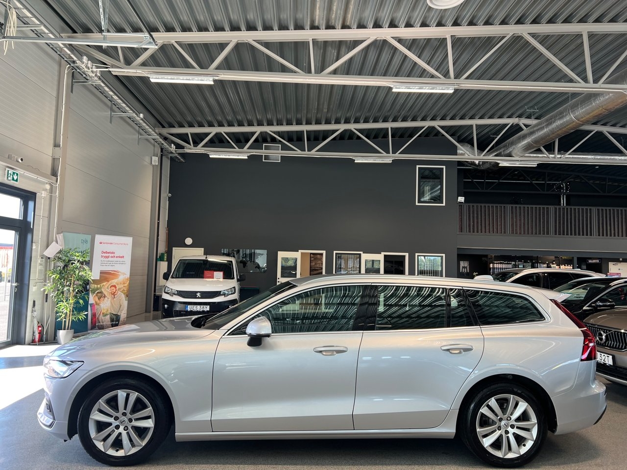 Volvo V60 2021, bild 7/20
