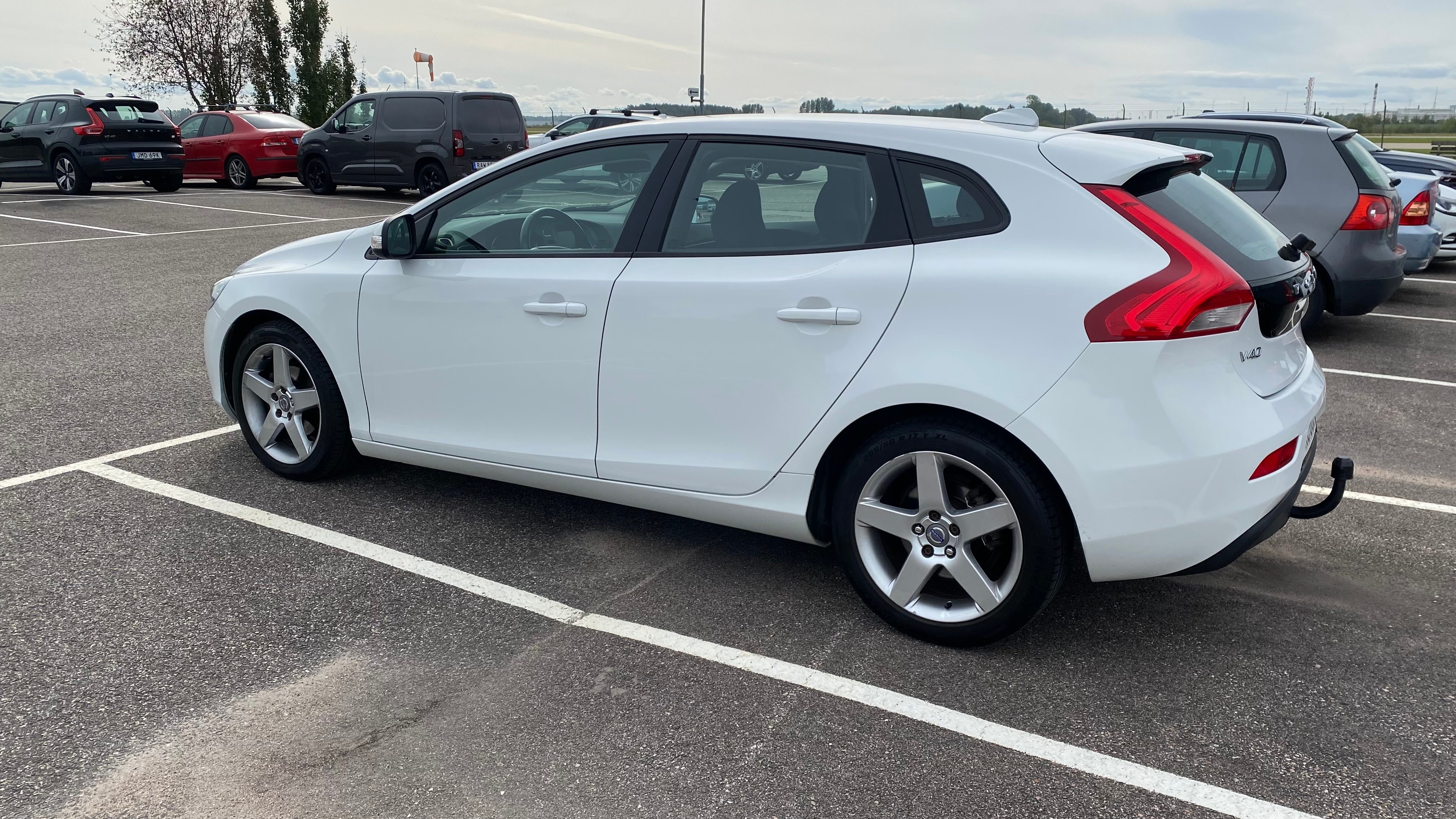 Volvo V40 D2 Manuell 2015, bild 2/3