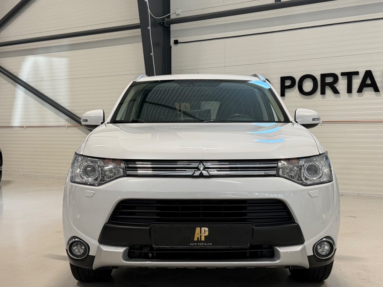 Mitsubishi Outlander 2015, kuva 6/10