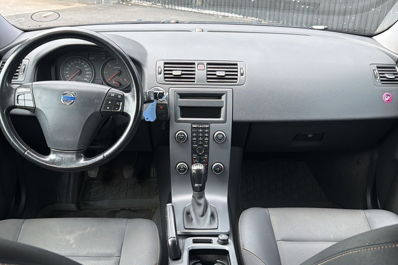 Volvo V50 2.0 D Kinetic Euro 4 2009, photo 5/6