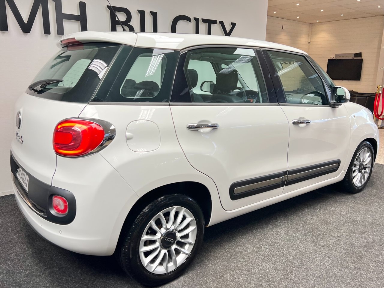 Fiat 500L 1.4 FIRE Lounge 2013, bild 4/10