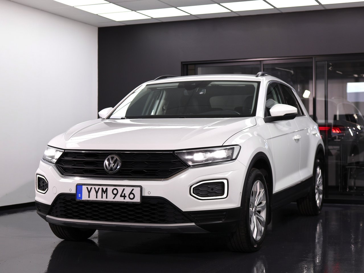 Volkswagen T-Roc 2019, bild 4/10
