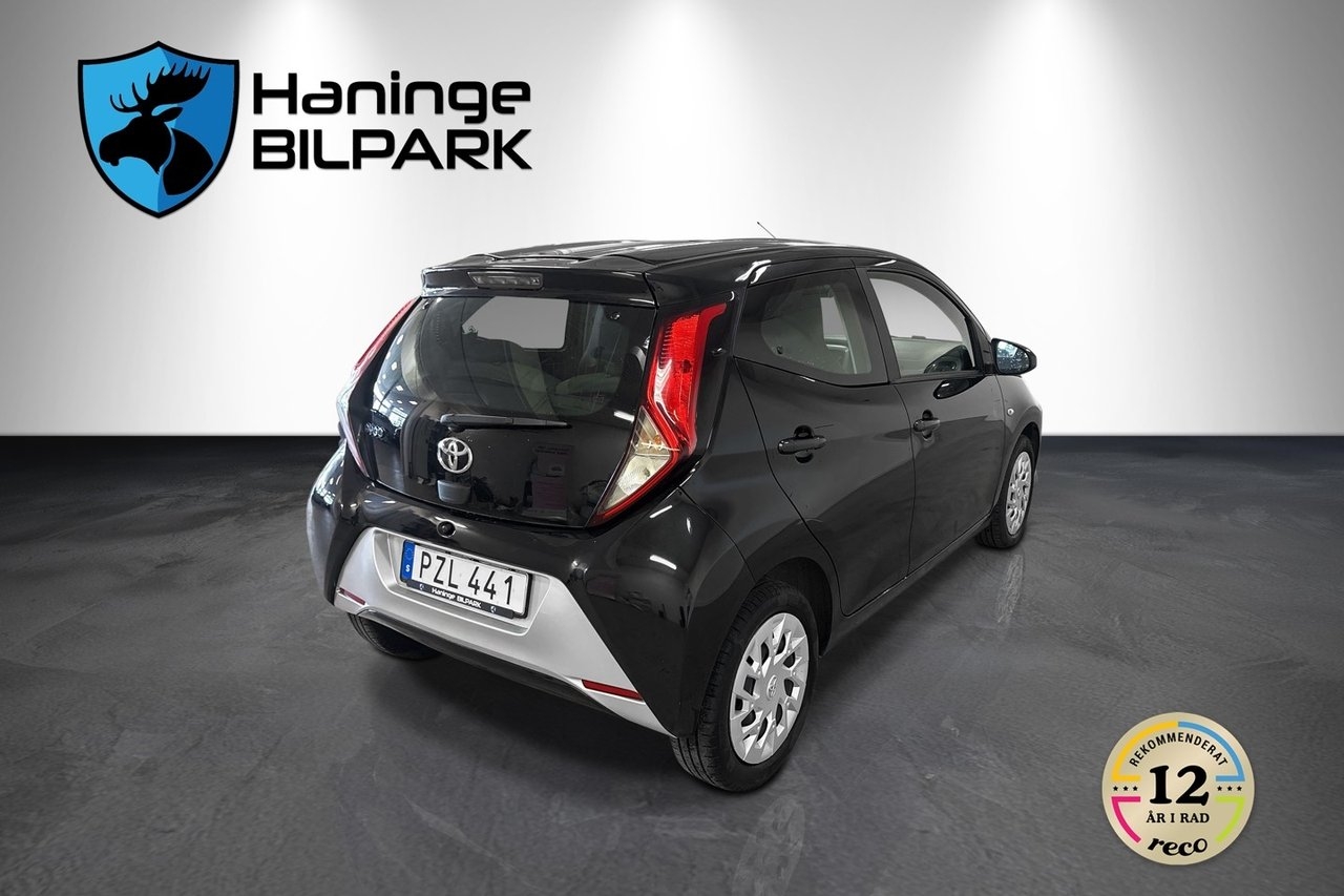 Toyota Aygo 5-dr 1.0 VVT-i X-PLAY 2018, bild 6/10