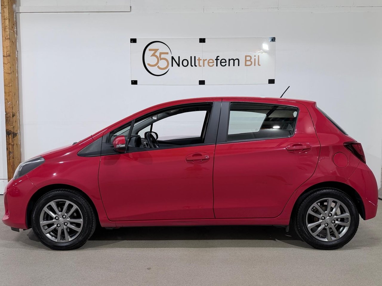 Toyota Yaris 2015, bild 3/10