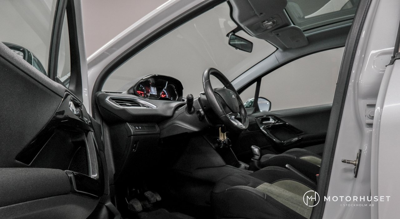 Peugeot 208 5-dörrar 1.2 VTi 82hk 2014, bild 7/10