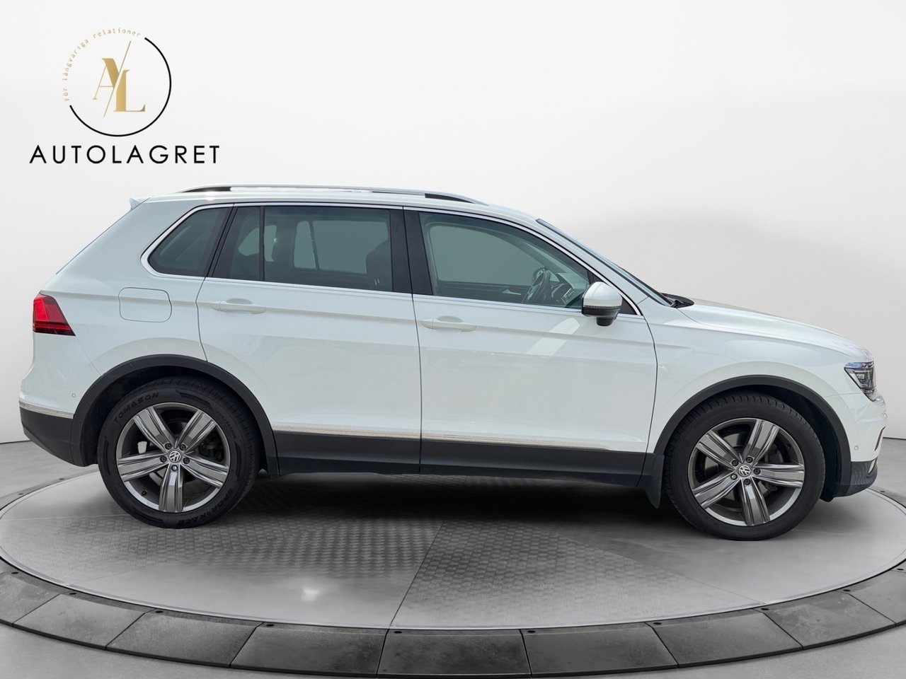 Volkswagen Tiguan 2018, bild 7/10