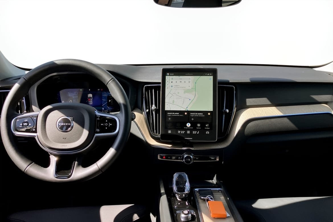 Volvo XC60 T6 Plus Dark Nordic Edition 2026, bild 4/9