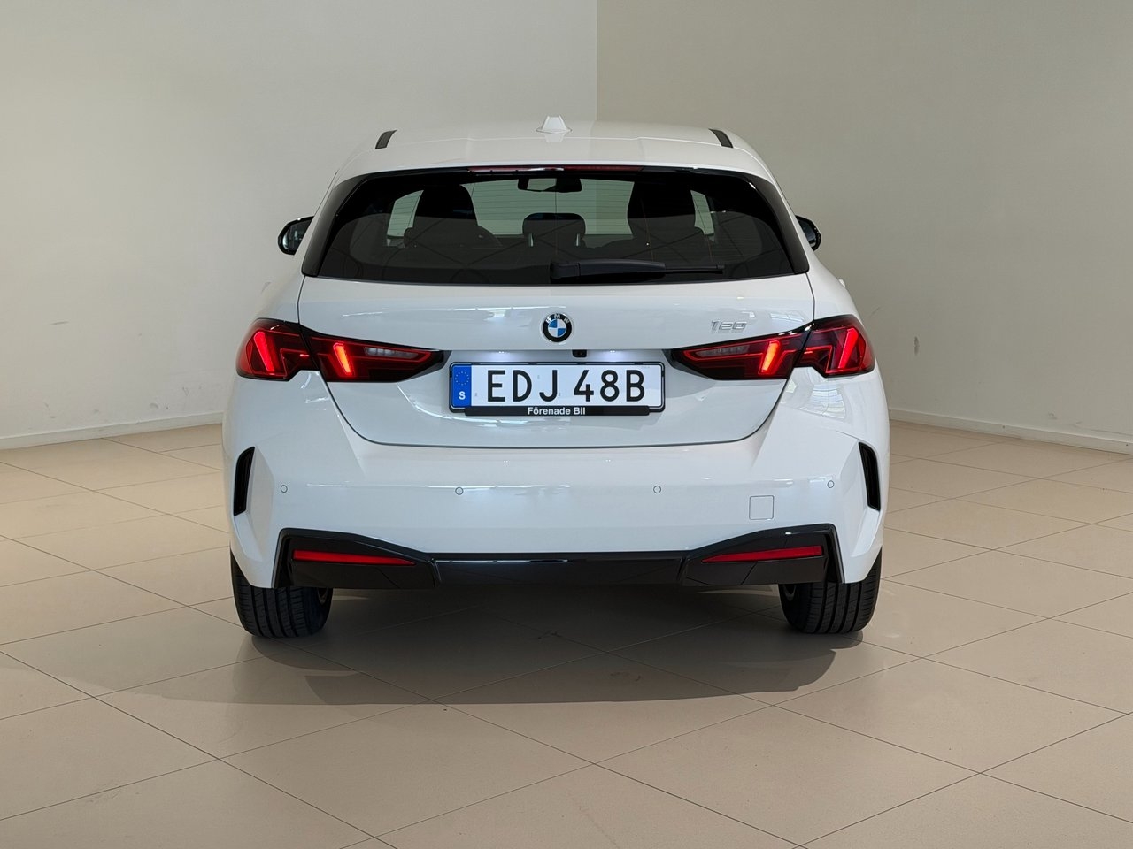 BMW 120 2026, bild 8/8