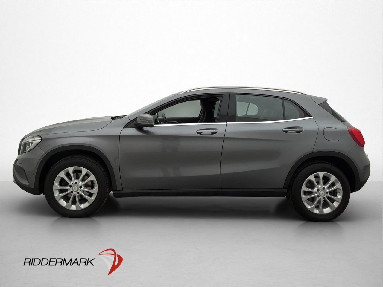 Mercedes-Benz GLA 220 CDI 4M Urban Line 2015, bild 2/26