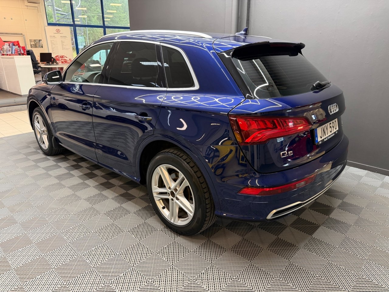 Audi Q5 2.0 TDI quattro S Tronic S-Line 2017, bild 4/10