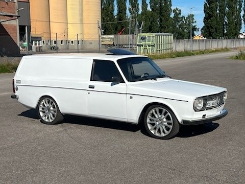 Volvo 145