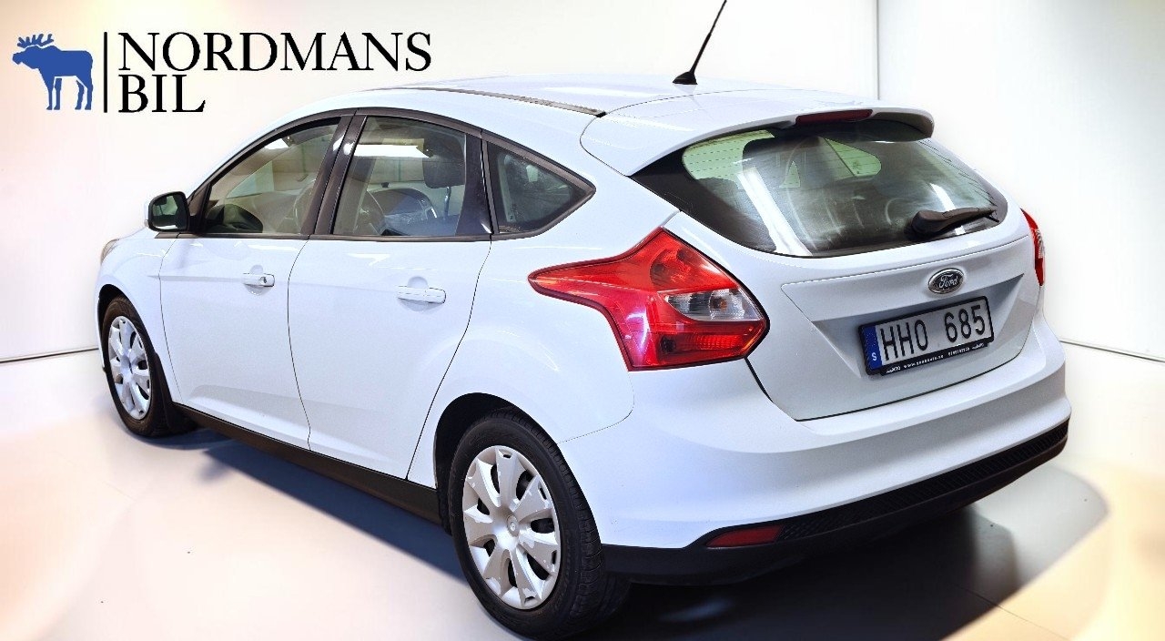 Ford Focus 1.6 TDCi Trend 2011, kuva 2/9