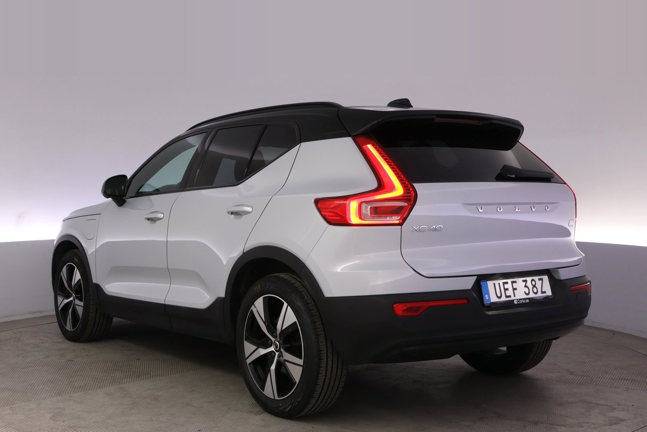 Volvo XC40 2022, photo 4/10