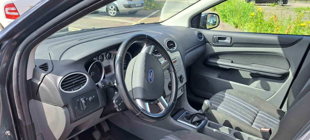 Ford Focus 2008, bild 5/10