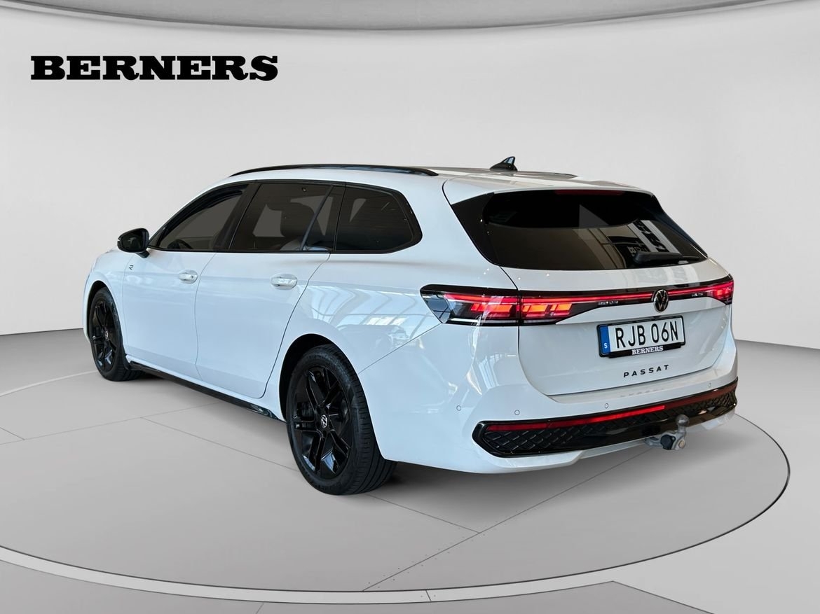 Volkswagen Passat 2025, bild 3/10