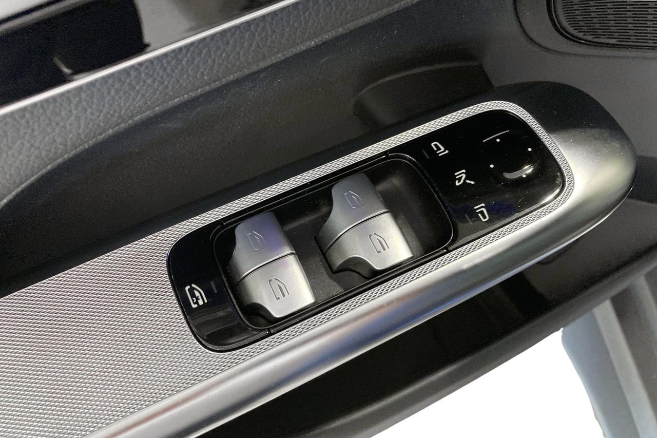 Mercedes-Benz GLC 300 DE 4MATIC SUV 2023, bild 7/10