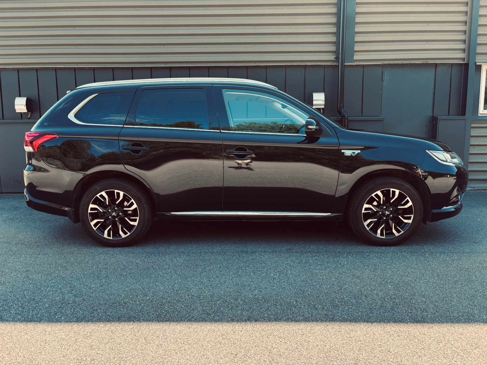 Mitsubishi Outlander 2017, bild 5/10