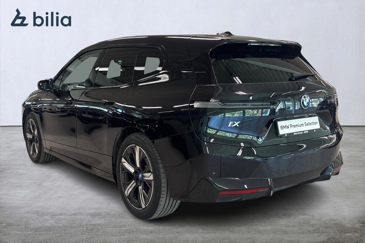 BMW iX xDrive 40 Sportpaket 2023, bild 2/10