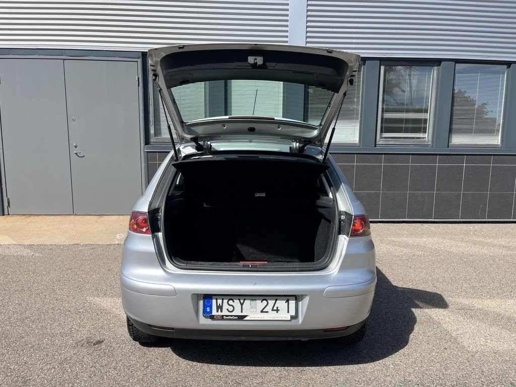 Seat Ibiza 2005, bild 6/25