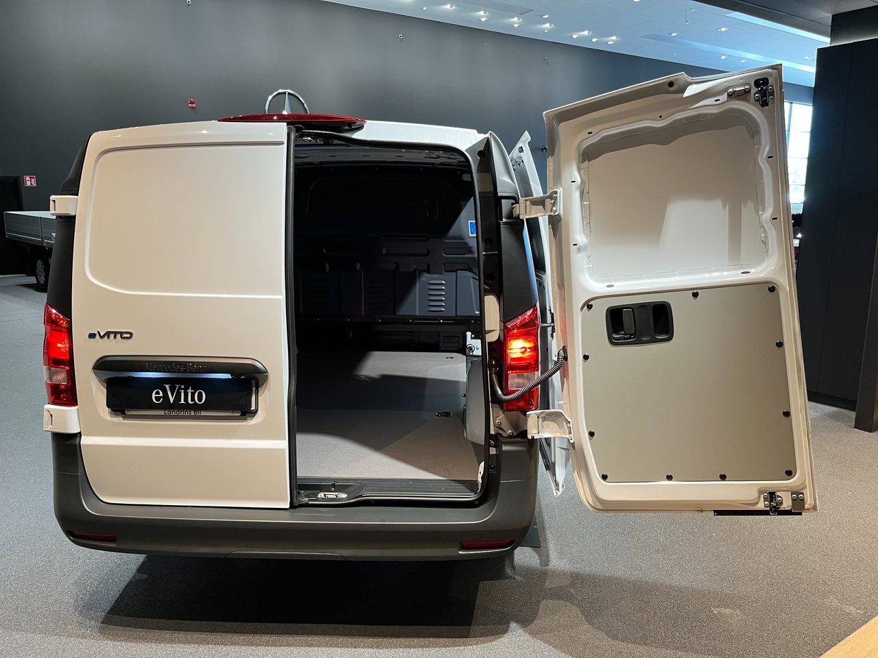 Mercedes-Benz eVito 2026, bild 4/10