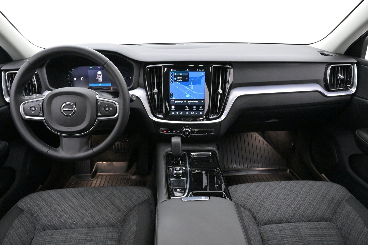 Volvo V60 Recharge T6 AWD Core Bright 2023, bild 6/10