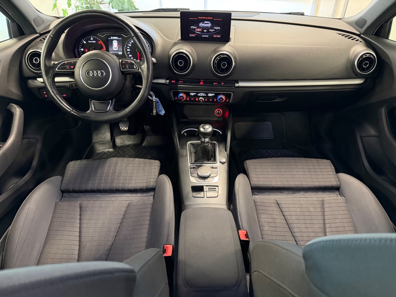 Audi A3 2014, photo 7/10