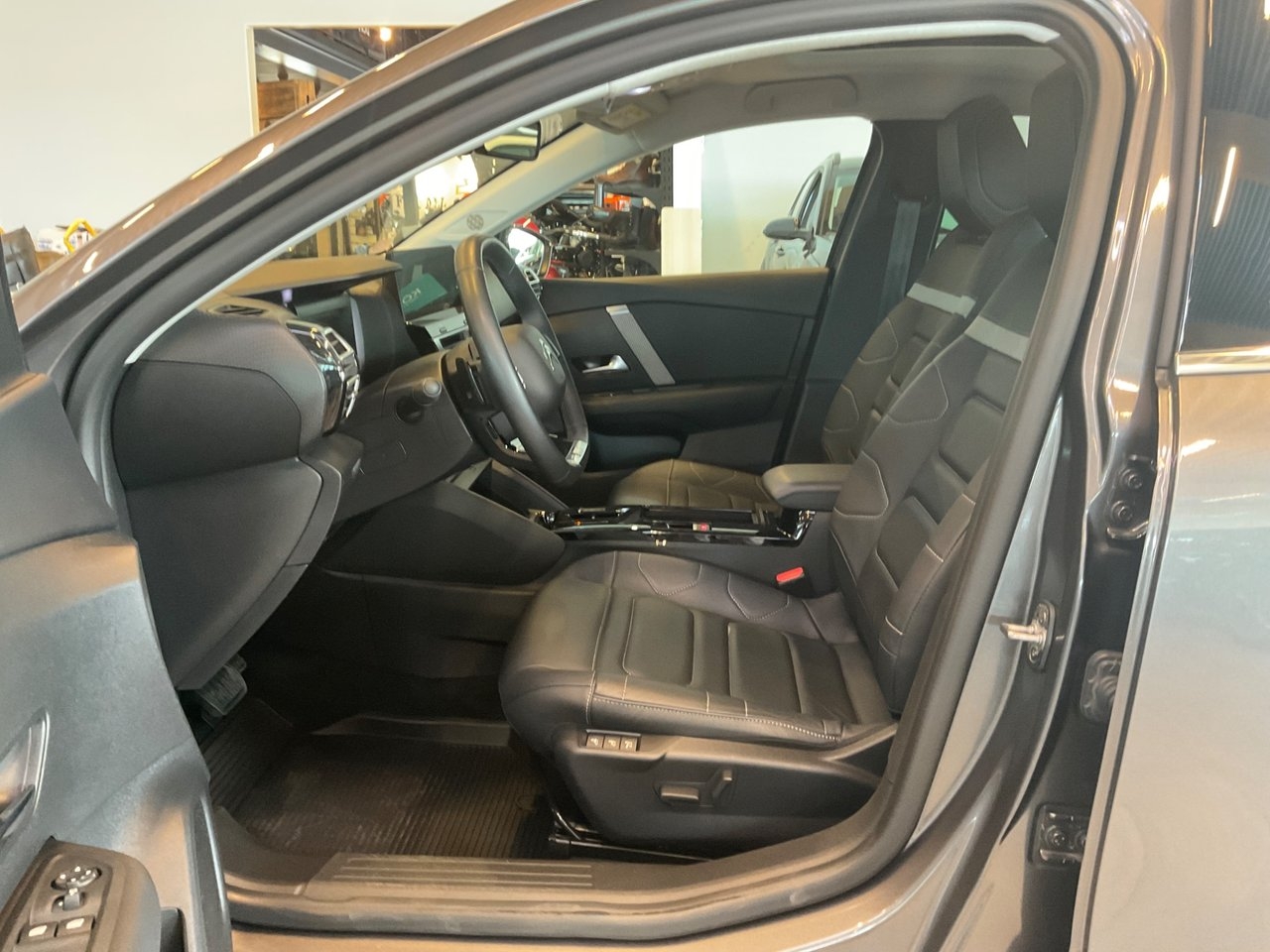 Citroen C4 2023, bild 6/10