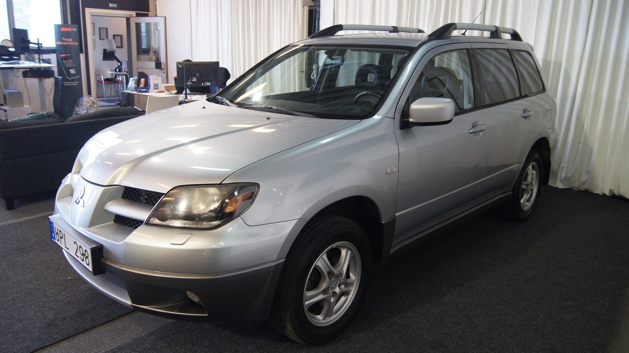 Mitsubishi Outlander 2.4 MIVEC AWD Sport 2004, bild 4/10