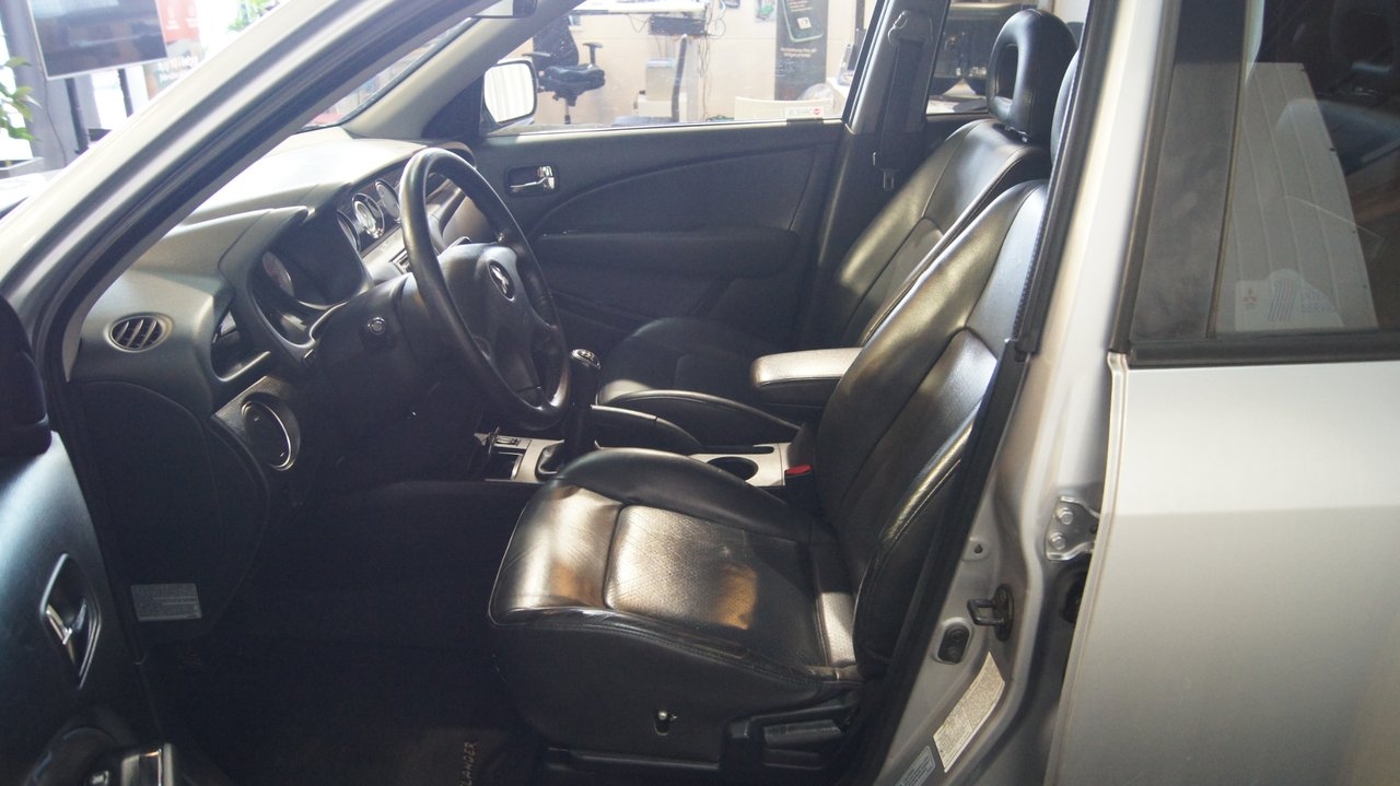 Mitsubishi Outlander 2.4 MIVEC AWD Sport 2004, bild 5/10