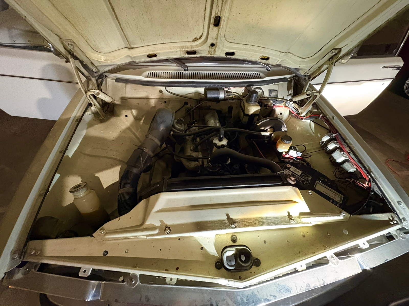 Volvo 142 2.0 Automatisk 1971, photo 4/9