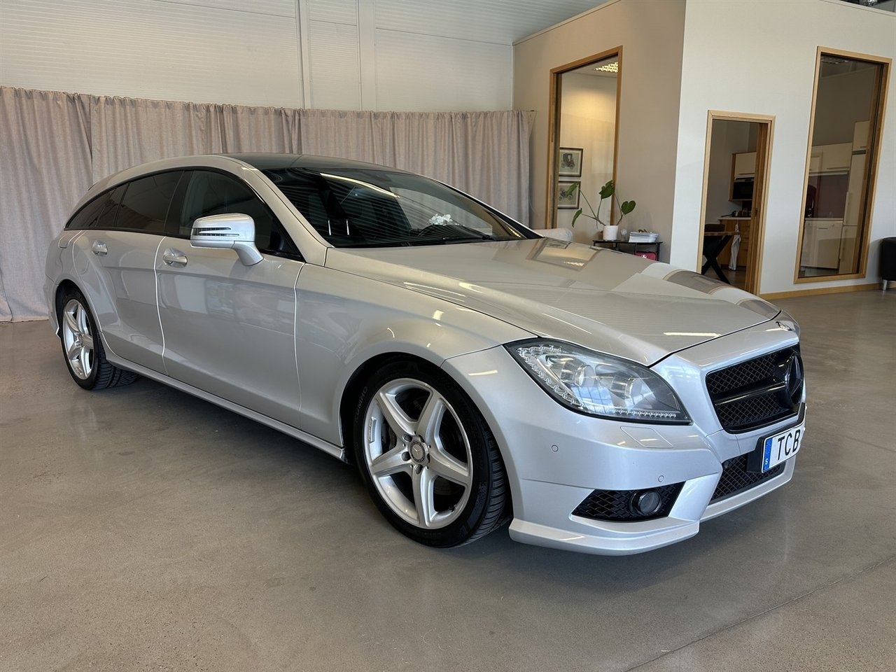 Mercedes-Benz CLS