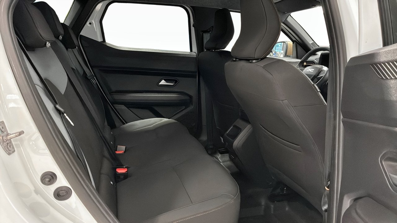 Dacia Duster EXTREME HYBRID 155 4x2 2026, kuva 5/10