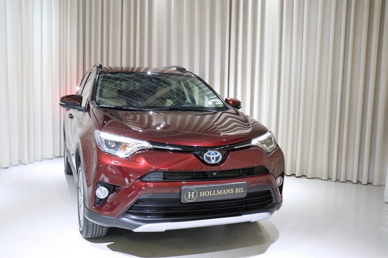 Toyota RAV4 2016, kuva 3/30