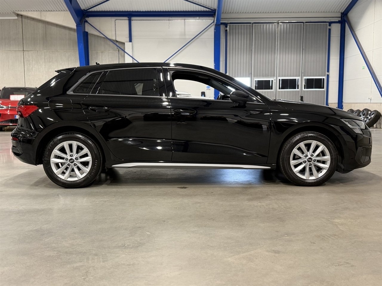 Audi A3 Sportback 35 TFSI 150 HK 2024, bild 6/10
