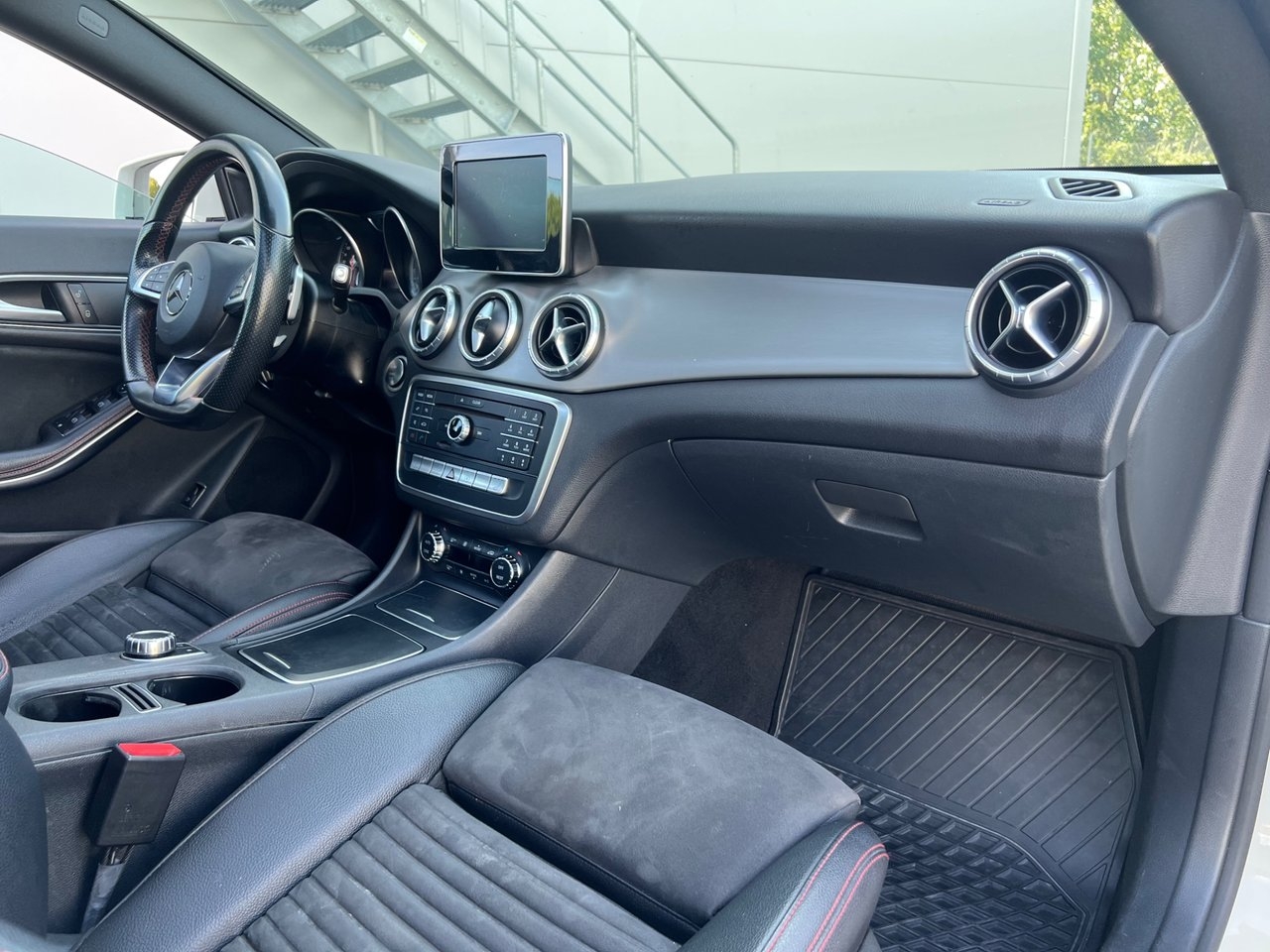 Mercedes-Benz CLA 2018, bild 5/25