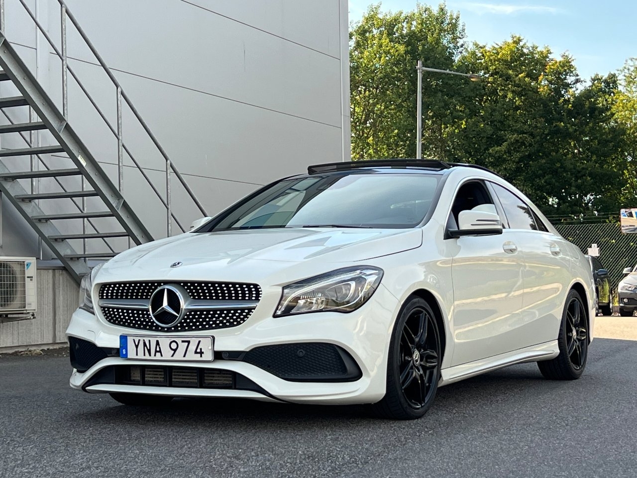 Mercedes-Benz CLA