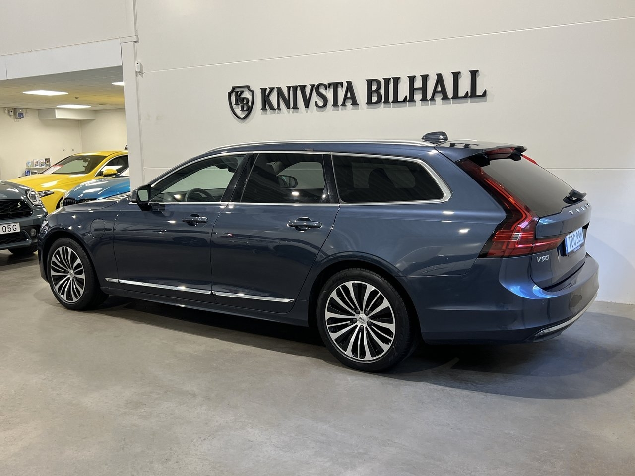 Volvo V90 2024, bild 2/10
