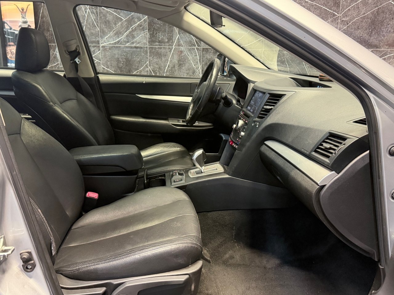 Subaru Outback 2.0 4WD,Automat 2014, bild 5/19