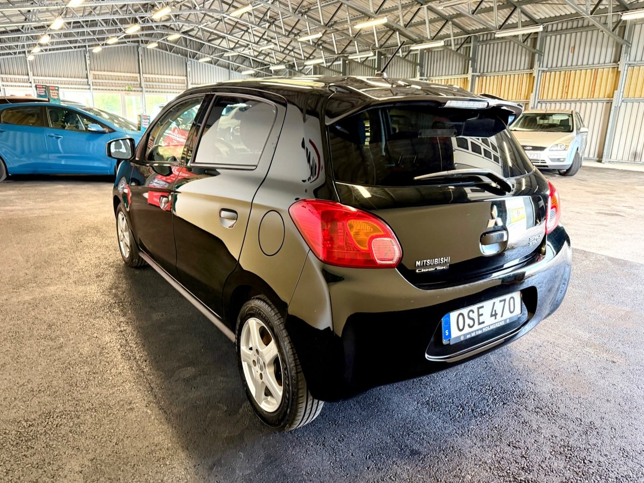 Mitsubishi Space Star 2015, photo 3/13