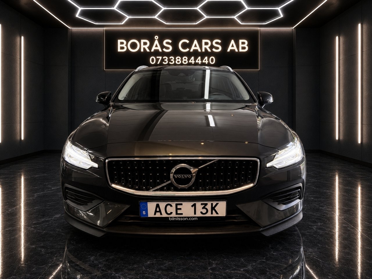 Volvo V60 Cross Country B4 (197hk) AWD 2022, kuva 2/15