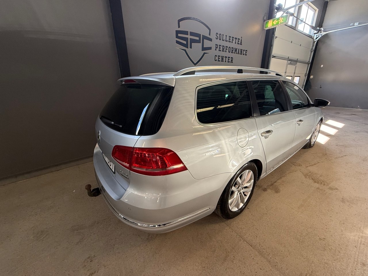Volkswagen Passat 2013, bild 2/10
