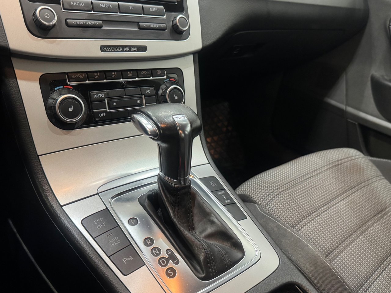 Volkswagen Passat CC 2010, bild 7/9