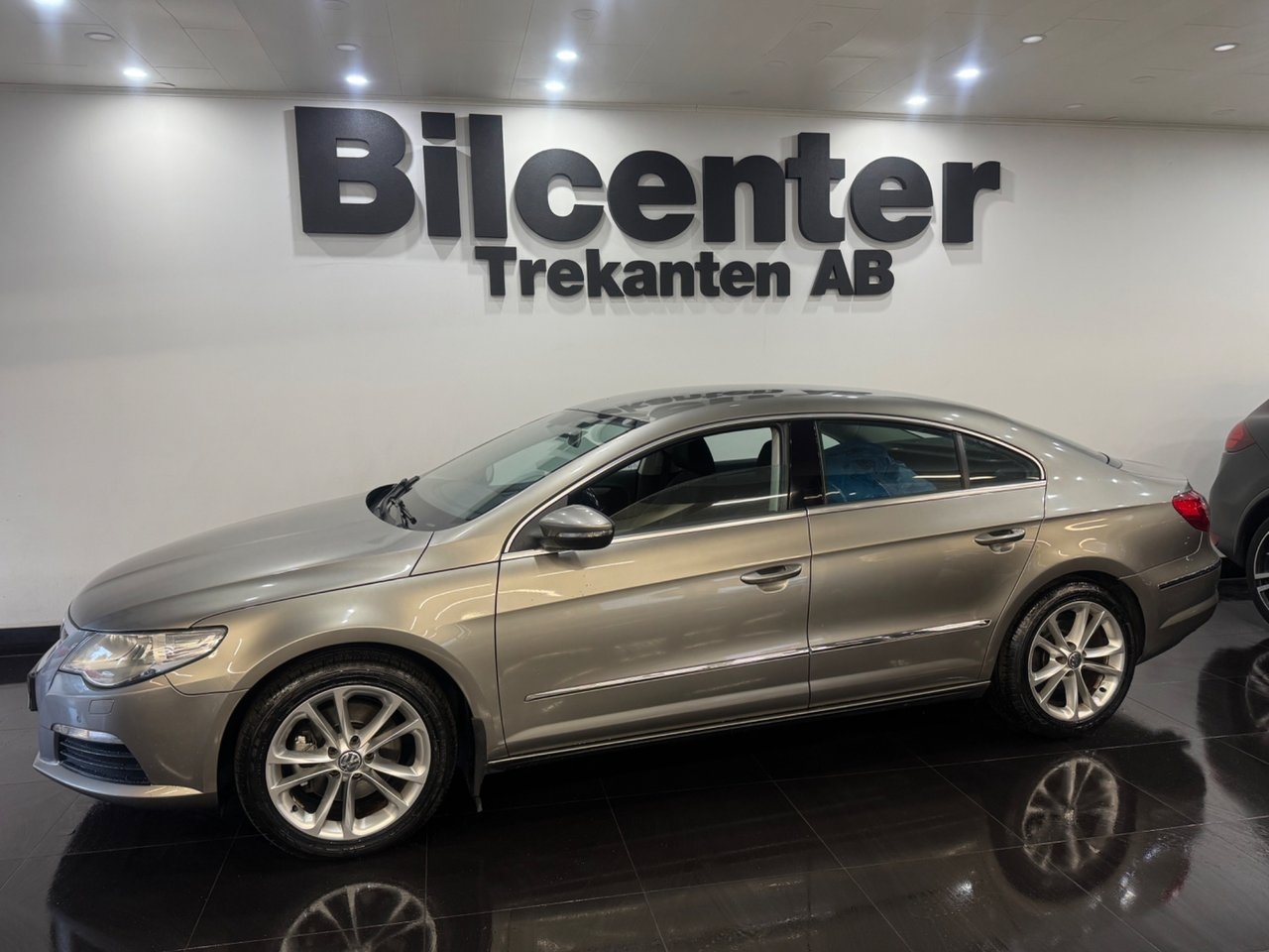 Volkswagen Passat CC 2010, bild 3/9