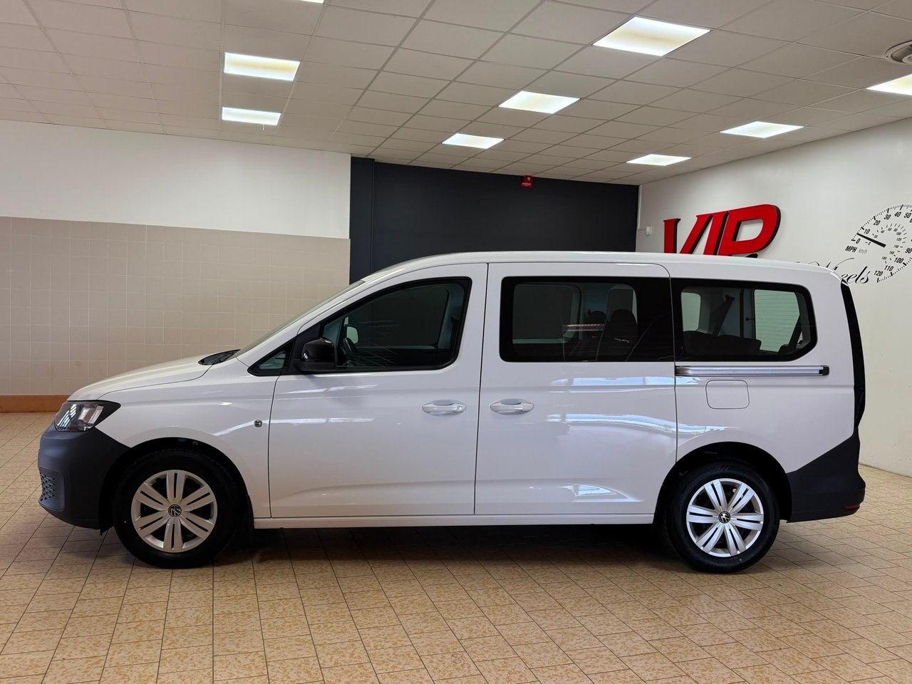 Volkswagen Caddy Maxi 2023, bild 4/10
