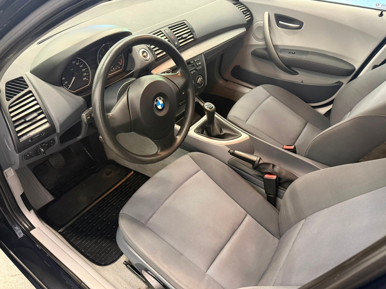 BMW 116 i Manuell Euro 4 2007, kuva 7/10