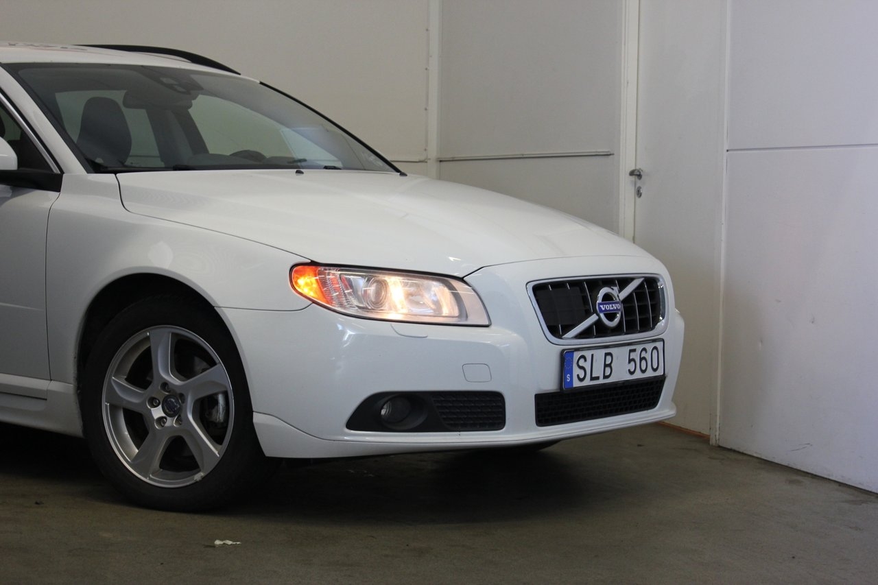 Volvo V70 D3 Momentum Euro 5 2012, bild 2/10