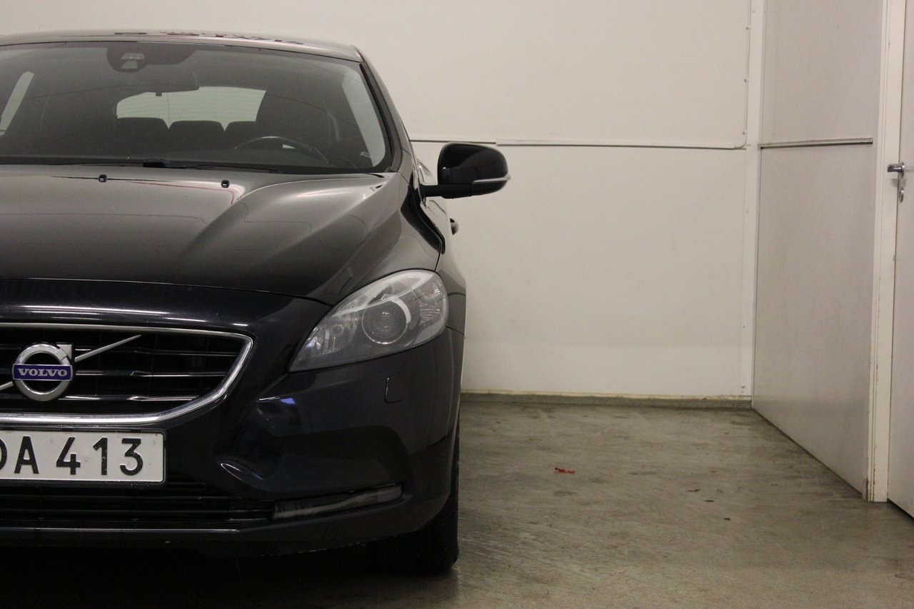 Volvo V40 D3 Geartronic Momentum Euro 5 2014, bild 4/10